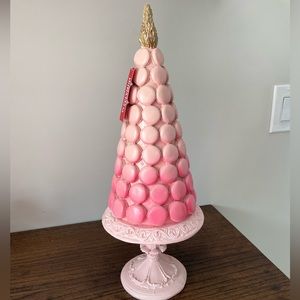 Peppermint Square Pink Ombre Macaroon Christmas Tree with Gold Topper